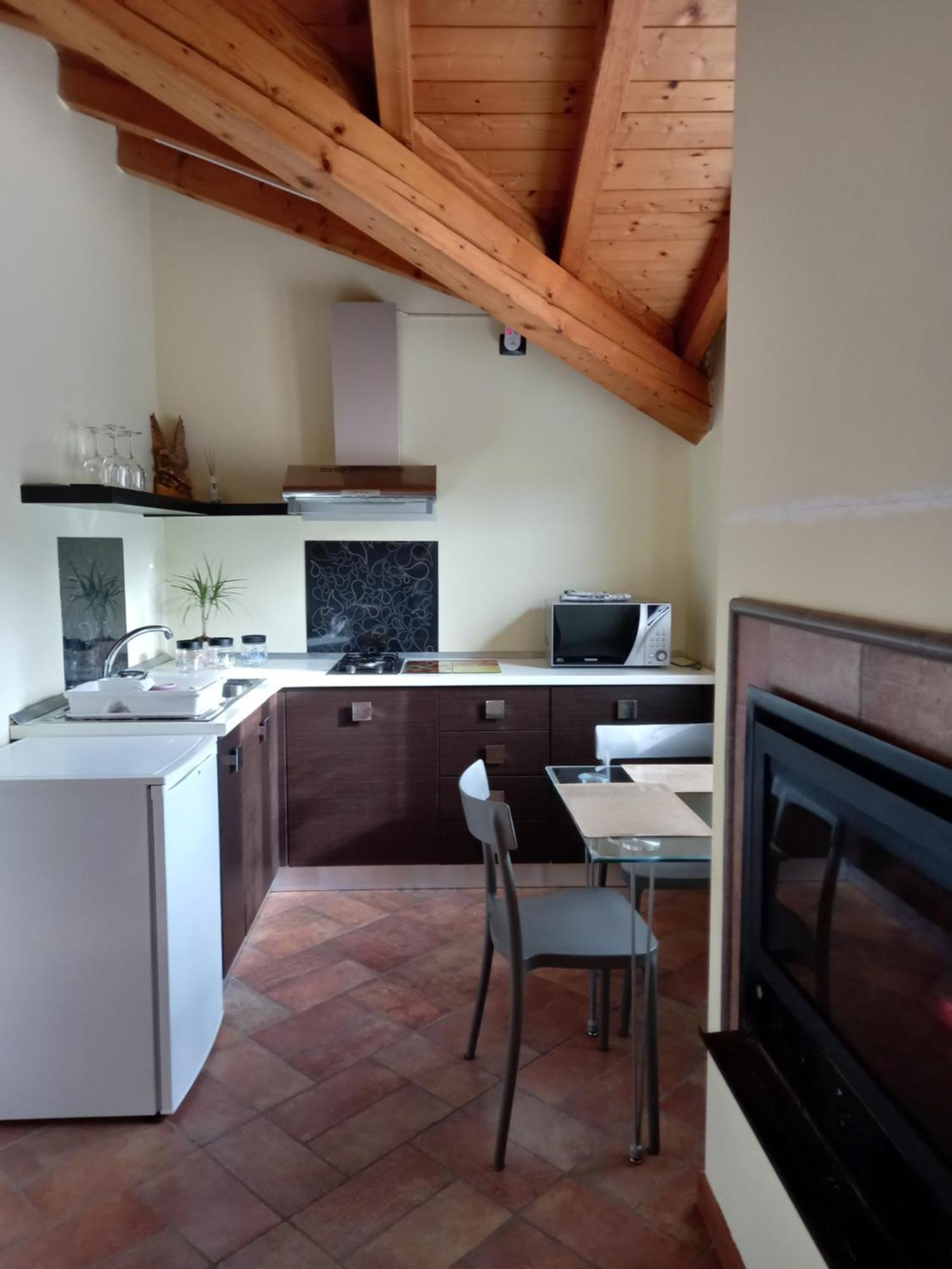 Casa Vacanze Tania Somendenna Buitenkant foto